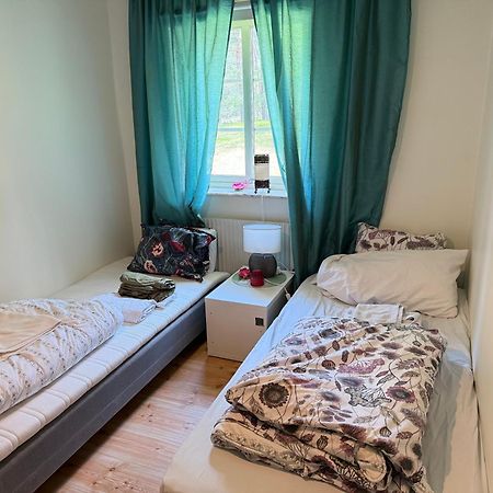 Hotel In Svalsaeter, Kallfors, Jaerna, Stockholm, 5 Min To Golf & 15 Min To Ytterjaerna Concerts Екстериор снимка