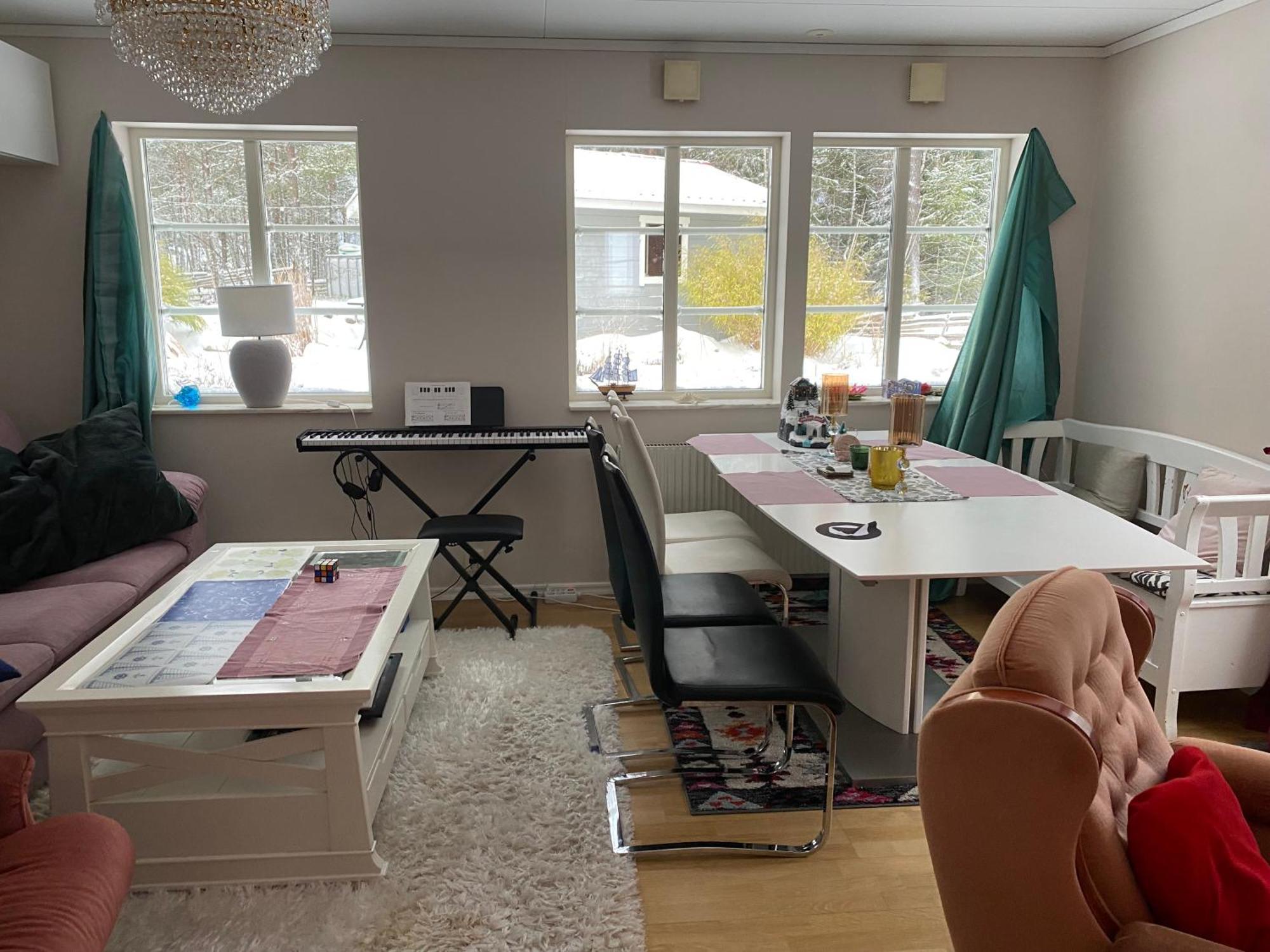 Hotel In Svalsaeter, Kallfors, Jaerna, Stockholm, 5 Min To Golf & 15 Min To Ytterjaerna Concerts Екстериор снимка