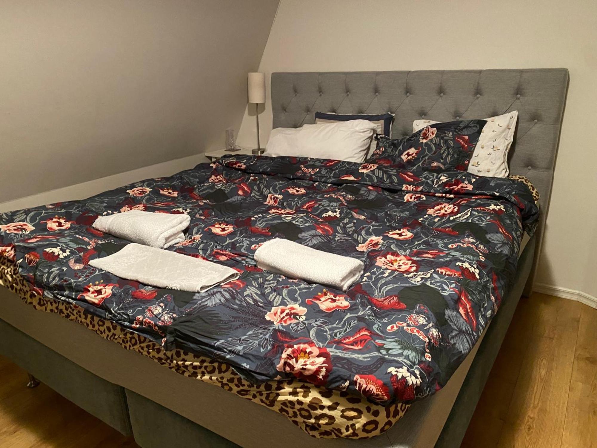 Hotel In Svalsaeter, Kallfors, Jaerna, Stockholm, 5 Min To Golf & 15 Min To Ytterjaerna Concerts Екстериор снимка